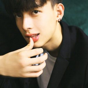 忘不记的就交给时间吧