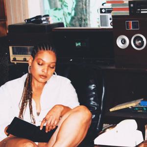 Groove(feat. Aste Mari & Shon Hill) (Explicit)