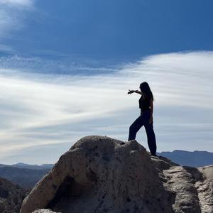 Tu Luz (feat. Sebastián Bereciartúa)