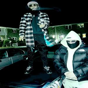 ALONE (feat. Flipper) (Explicit)