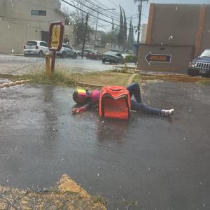 Alan Arrieta Luces (Explicit)