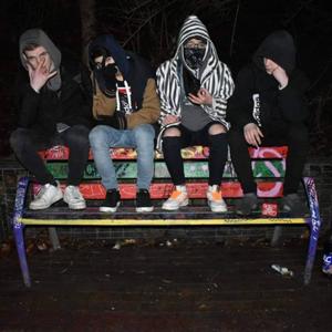 Siter,Tady a Ted(feat. Vele*****) (Explicit)