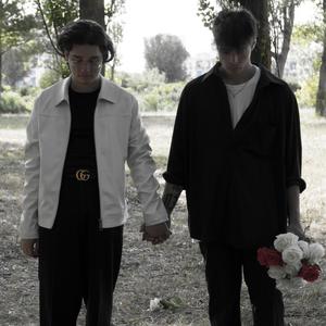 Diamanti Sopra I Fiori (feat. Medho Laine) (Explicit)