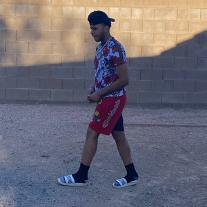 Green Light (feat. B da Villain) (Explicit)