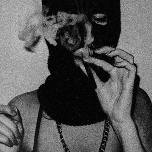 CAPITAL P (feat. Kassinooo) [Explicit]