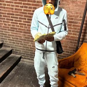 Lock me N (feat. Landodub|Explicit)