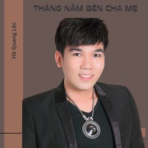 Tháng Năm Bên Cha Mẹ