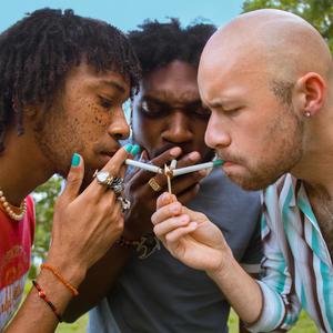 HIGH AT NOON (feat. Willie & NY Teez) (Explicit)