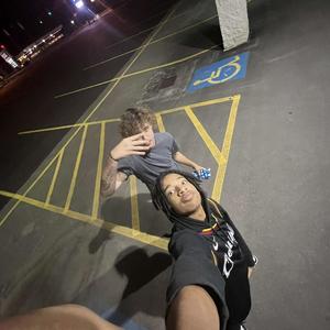 Turnin Blue (feat. Woda) (Explicit)