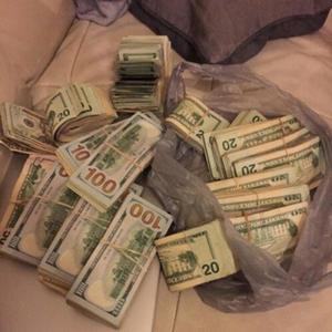 20 bands (feat. o-money) (Explicit)