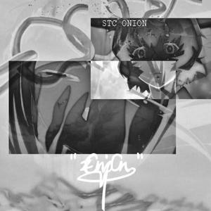 在你身后偷偷看着你