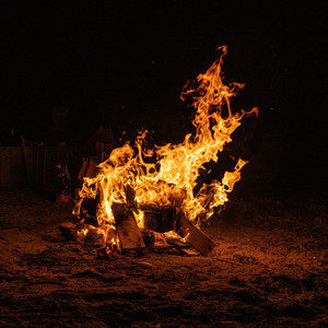 Fire Melodies for Tranquil Evenings