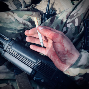 На крові (Explicit)