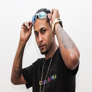 Meia Noite Ela Sai (Remix|Explicit)