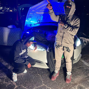 Ray (feat. MaxoBeats) (Explicit)