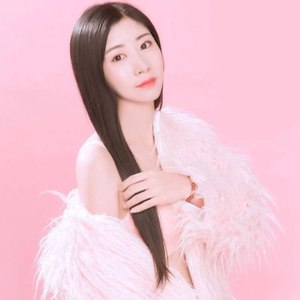 你的一切我都喜欢 (伴奏)