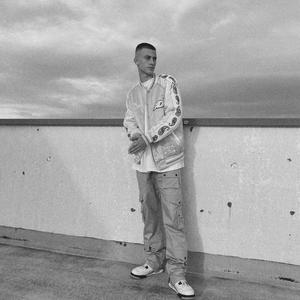 Amor Interlude(feat. JpBeatz) (Explicit)