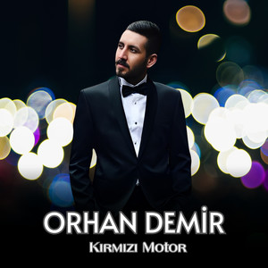 Kırmızı Motor (Canlı Performans)