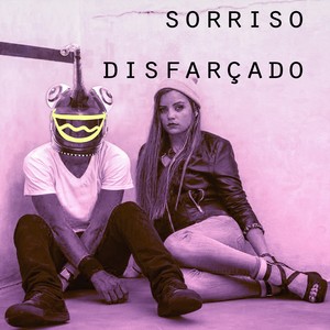 Sorriso Disfarçado