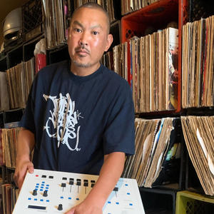 Hey Yayy (feat. Kemical Ebola) (Explicit)