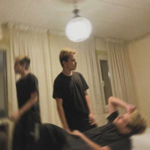 EVERYTHING IN MY HANDS