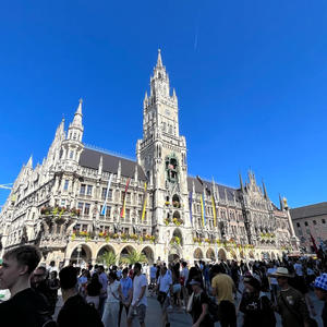 GlokkxNSTY (Explicit)