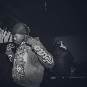 Ahh Shit! (feat. Deeewtf) (Explicit)