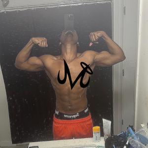 Don't give up (feat. Mo Beats)