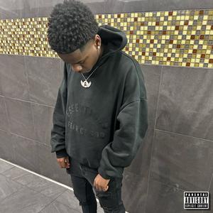 Her > Them (feat. Yaviii) (Explicit)