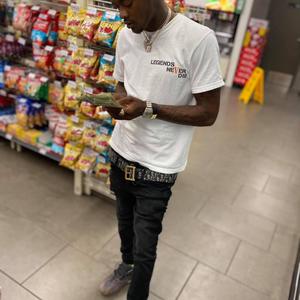 Monkey In Da Middle (Explicit)