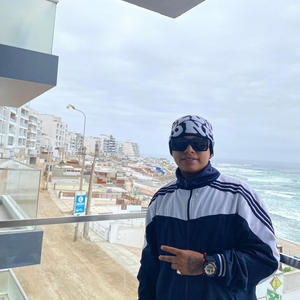 ME COMPRE UN FVLL (feat. Prod Andy) (Explicit)