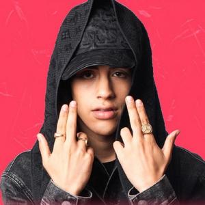 Por Ahí Anda La Poli (Explicit)