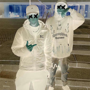 CHEZ MOI (feat. ZEELONE) (Explicit)