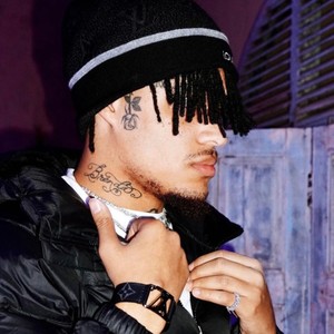 Still Sippin(feat. Alexzander Pray) (Explicit)