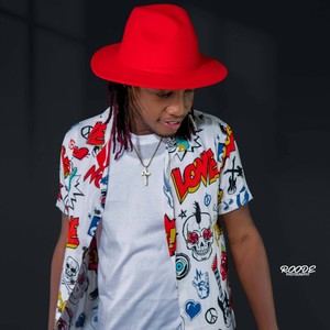 Hypocrite (feat. Dj Zoe Nas) (Explicit)