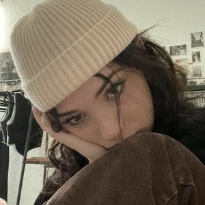 Beggin On Your Kness