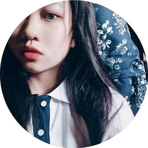 哭得像个孩子一样