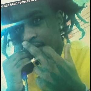 FreeDaPr4blem (feat. ChaiBenjii4 & Nellybzzz) (Explicit)