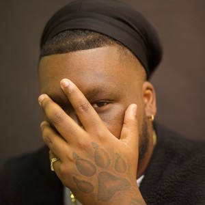 medio confundido (Explicit)