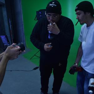 HOLD IT DOWN FREESTYLE #FREESIVER (Explicit)