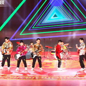 多彩童年 (伴奏)