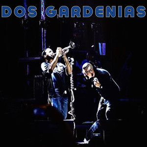 Dos Gardenias
