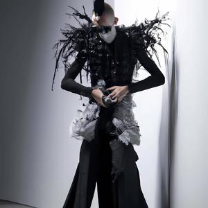 Cyber War (feat. Bekzmo)