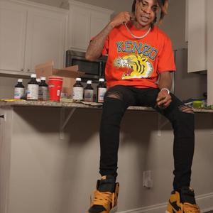 Bzzy1Hunnit - LOOT (Explicit)