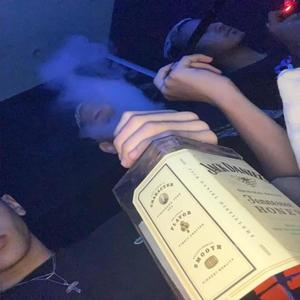 MTG - POR GENTILEZA × VOU PENETRANDO (feat. Mateus 031) (Explicit)