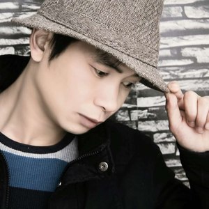 做个梦给你 (伴奏)