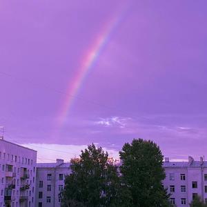 地 球 很 安 全 你 还 在 身 边