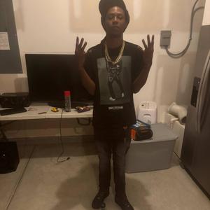 ChainZ Go Crazy (feat. MotionMan) (Explicit)