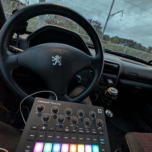 house track (archive)