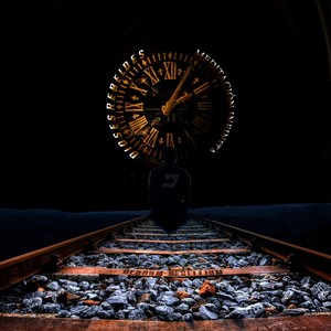 La Edad (feat. Leviatán, El Invixible, Alferigeno, Logico Matematico & Mir.i.am)